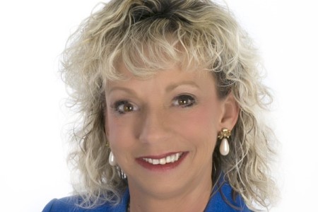 Headshot of Debbie Dooley