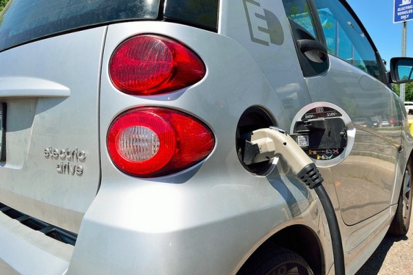 Electric vehicle
